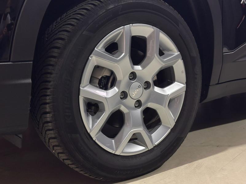 Jeep Avenger 1.2 turbo e-hybrid mhev Altitude fwd 110cv edct6