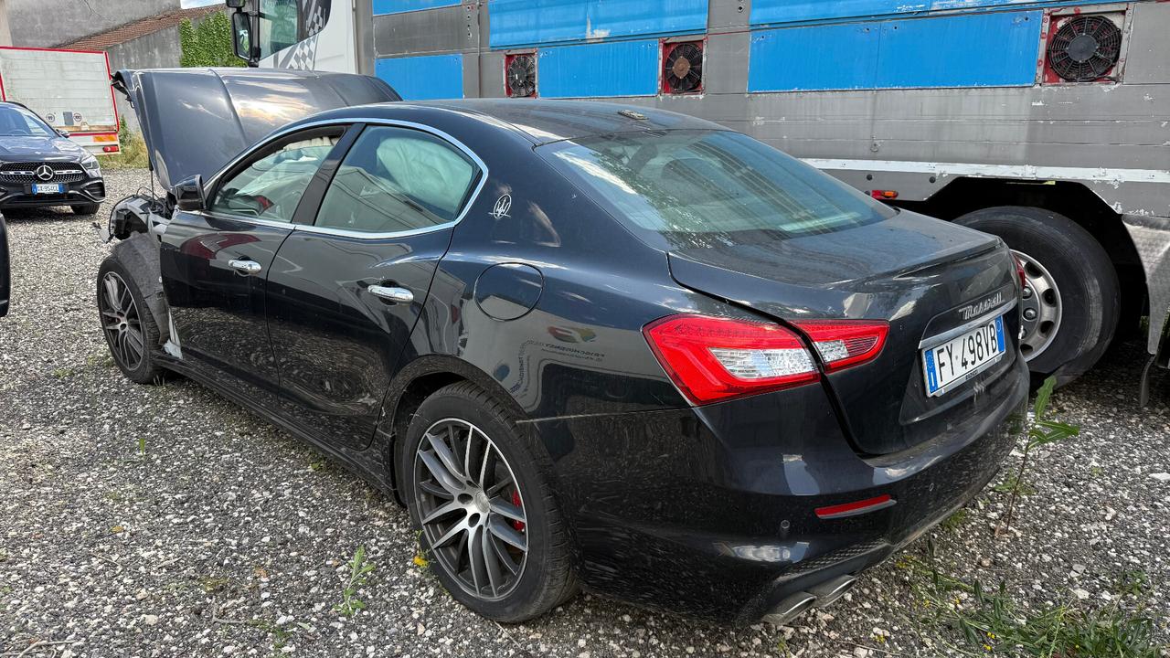 Maserati Ghibli V6 Diesel SINISTRATA