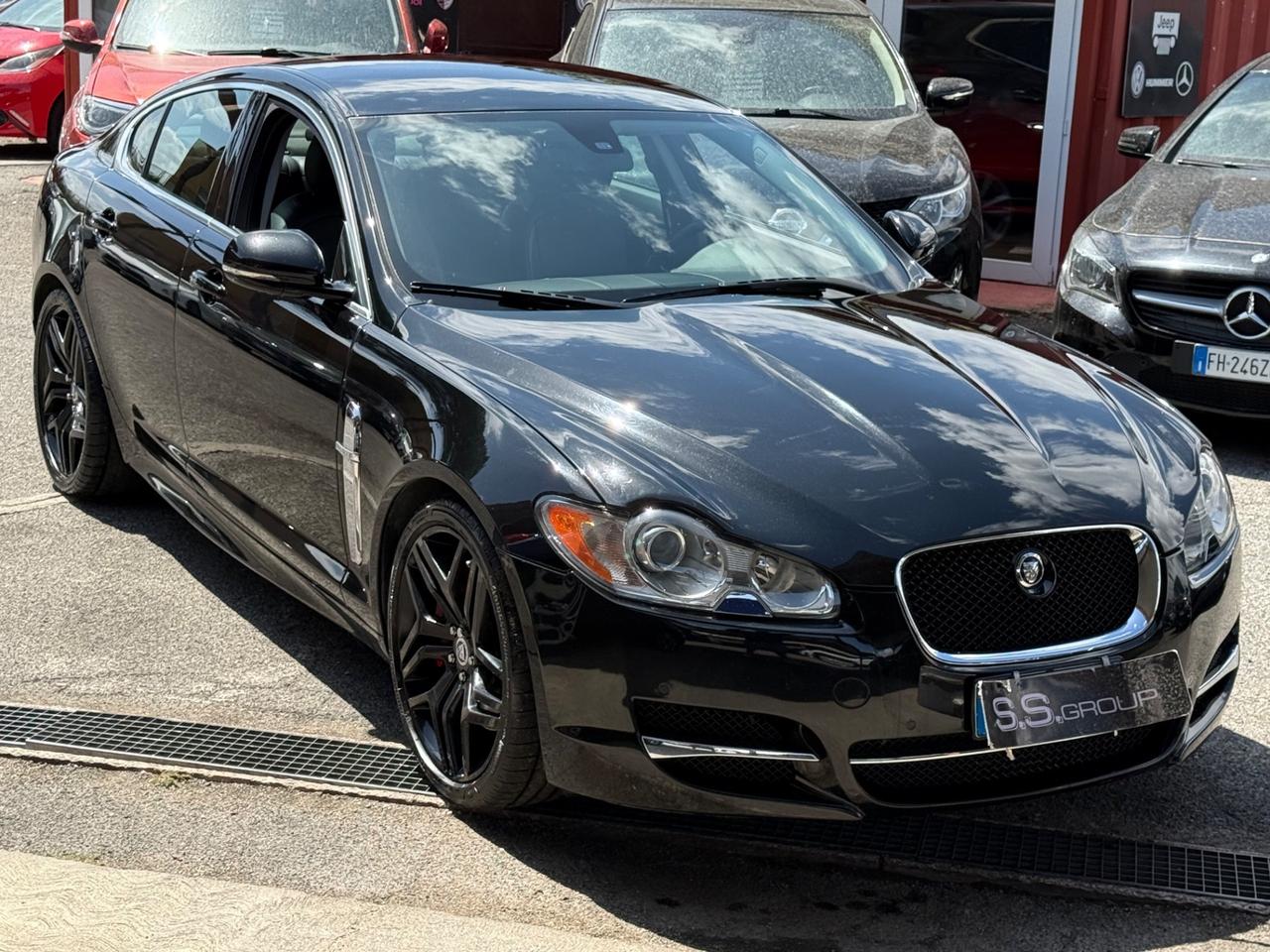 XF 3.0DS V6 Premium Luxury/R-SPORT/RATE/PERMUTE
