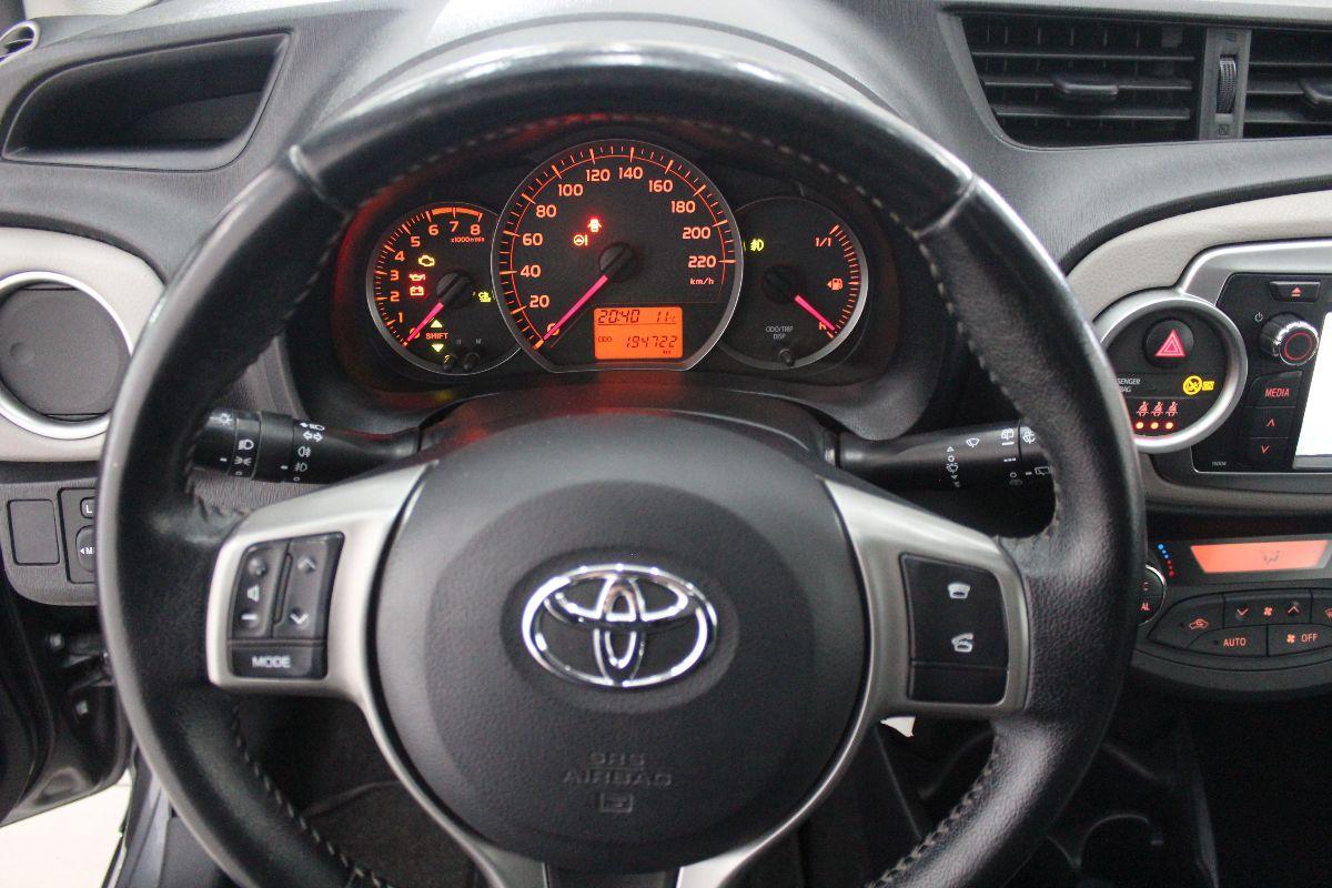 TOYOTA - Yaris - 1.3 3 porte Lounge