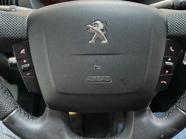 Peugeot Boxer 330 2.2 BlueHDi 140 L3H2