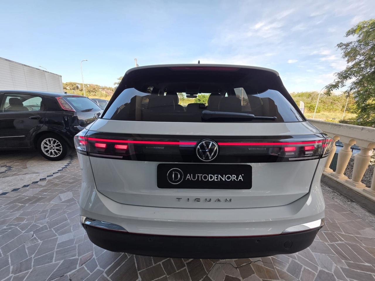 Volkswagen Tiguan 2.0 TDI 150 CV SCR DSG Life#LED#NAVI#CAM#CARPLAY#MASSAGGIO#AMBIENT LIGHT