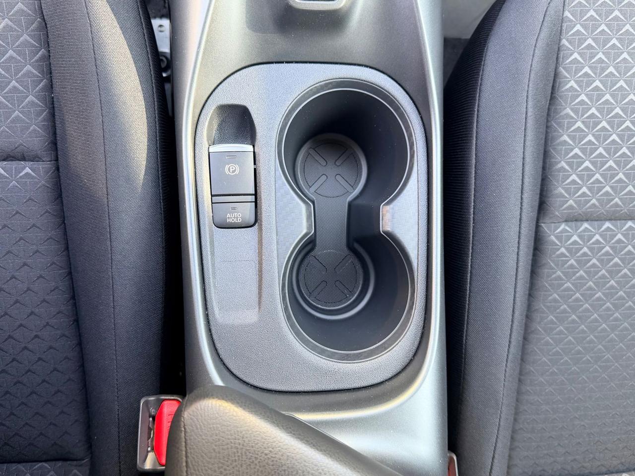 Nissan Juke Acenta 1.0 DIG-T 114 #9785