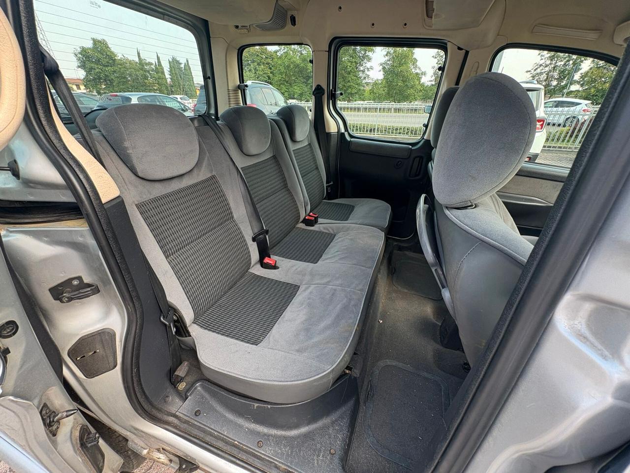 CITROEN BERLINGO 1.6 HDI SI A NEOPATENTATI