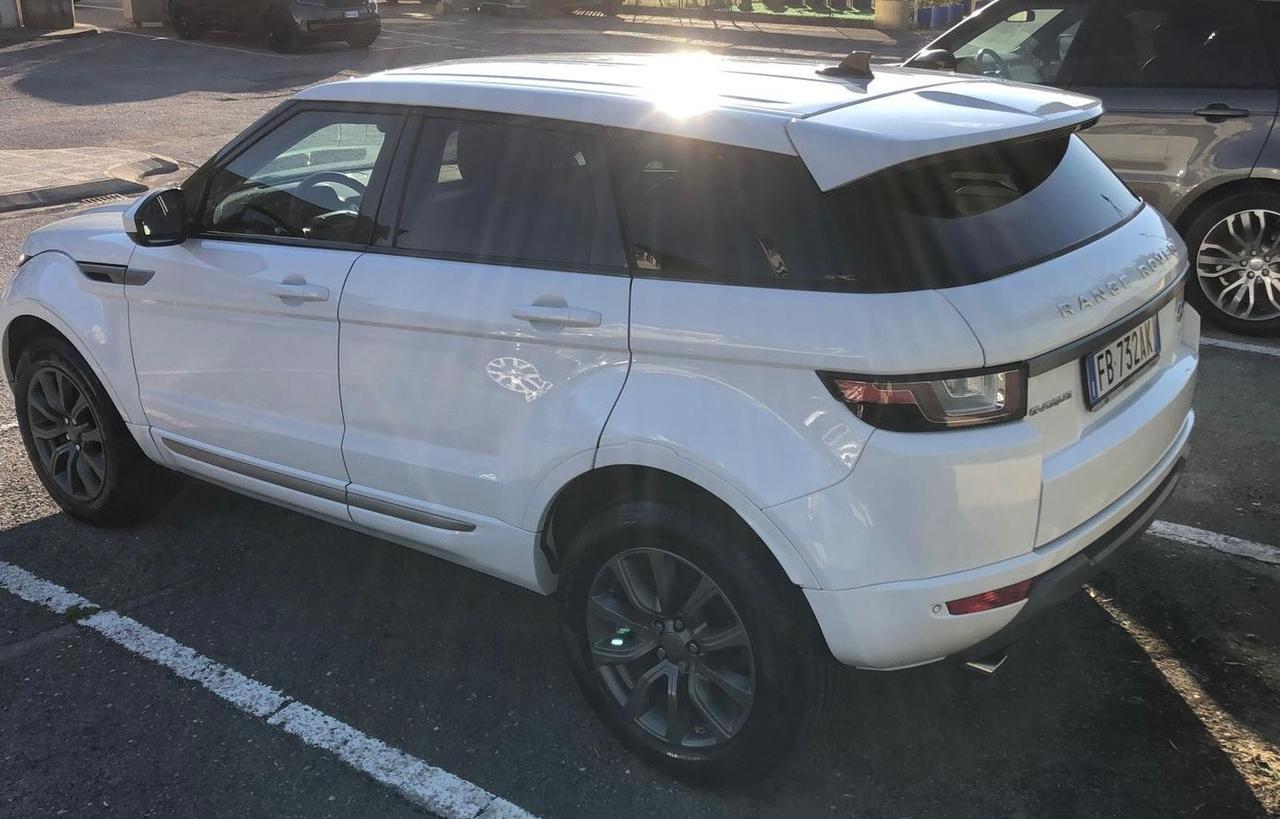 Land Rover Range Evoque 2.0 TD4 180 CV 5p. Pure