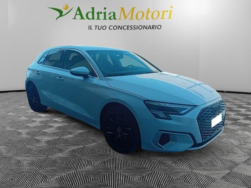 Audi A3 Sportback 40 TFSI e S tronic Business Advanced