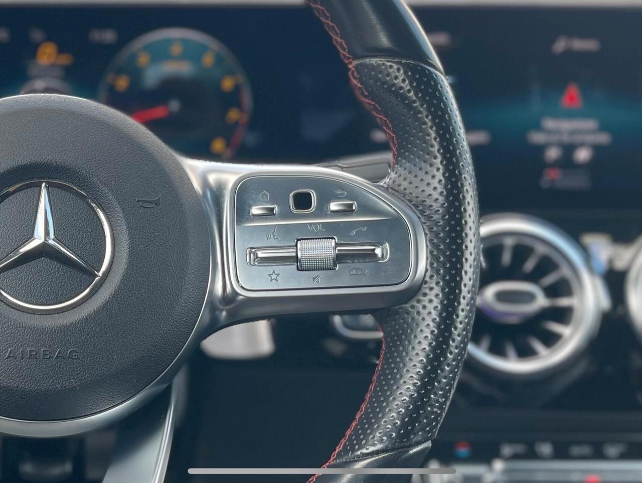 Mercedes-benz GLA 200 Automatic Premium