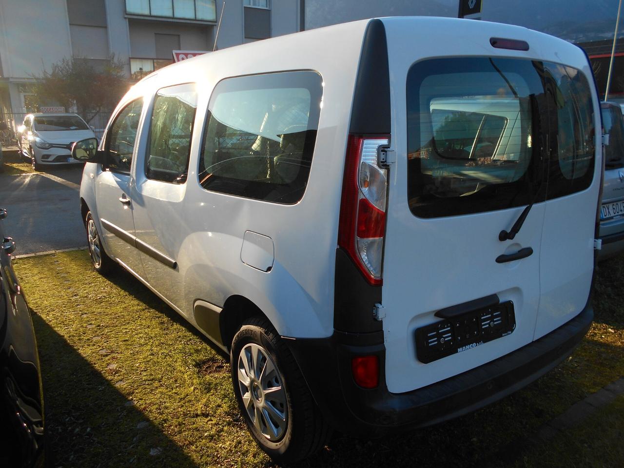 Renault Kangoo MAXI 1.5 DCI 95 CV