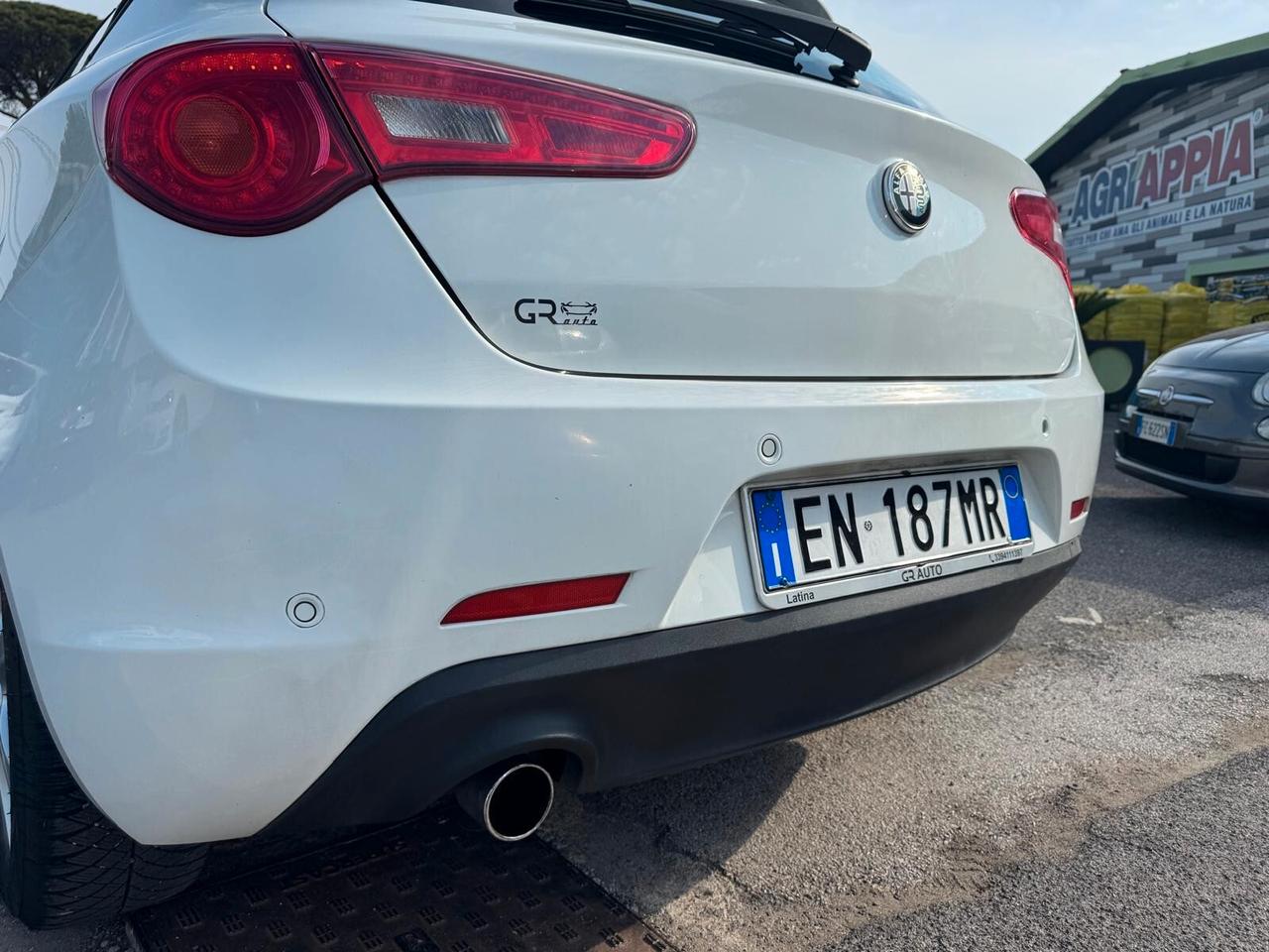Alfa Romeo Giulietta 1.6 JTDM-2 105CV DISTINCTIVE 2012