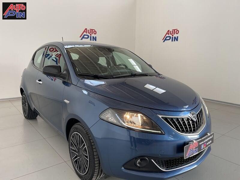 Lancia Ypsilon 1.0 FireFly 5 porte S&S Hybrid Gold