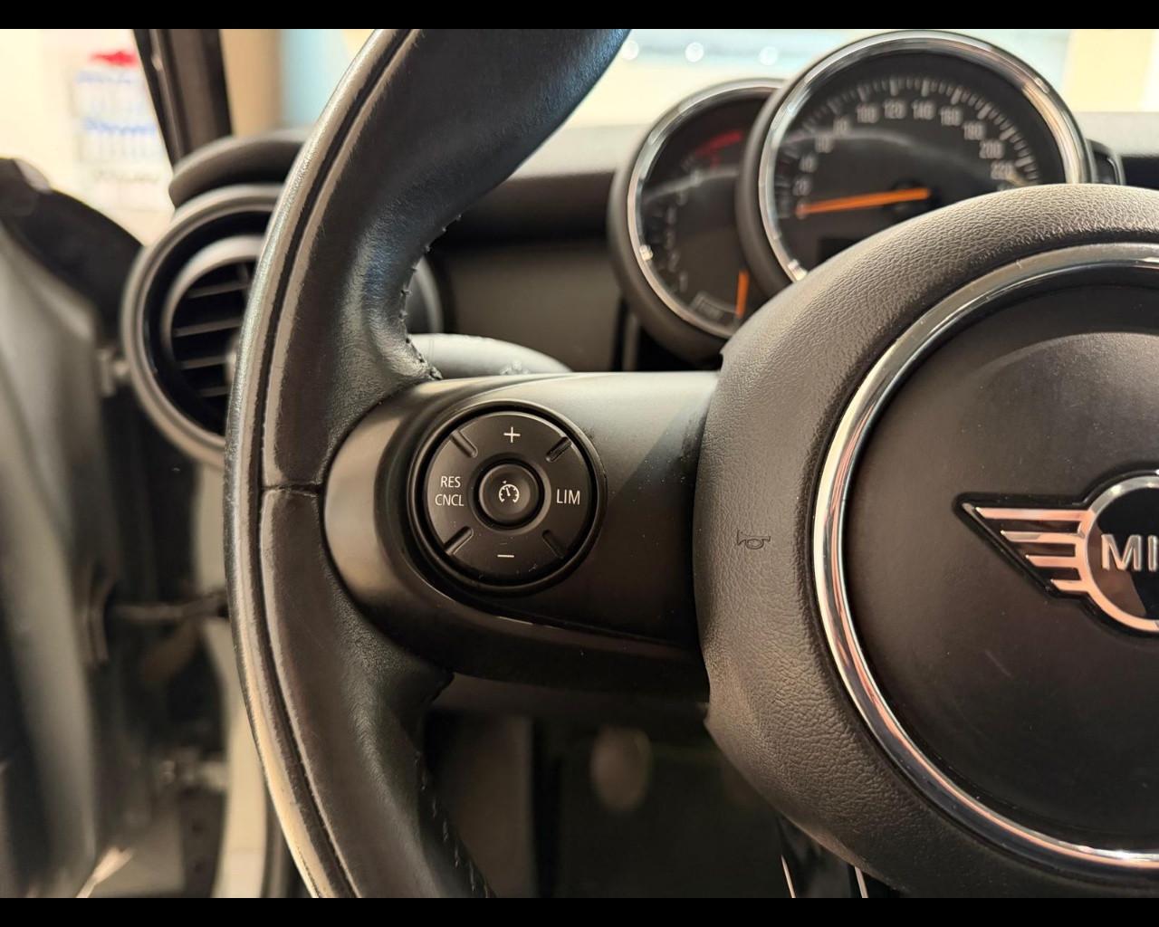 MINI Mini 5 porte (F55) - Mini 1.5 One 75 CV Baker Street 5 porte