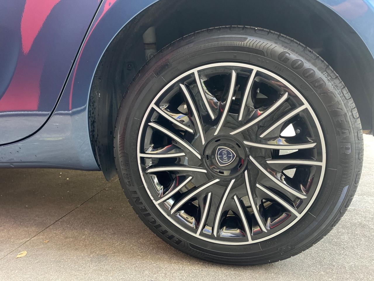 LANCIA YPSILON 1.0 HYBRID 69CV GOLD - NESSUN VINCOLO FINANZIARIO