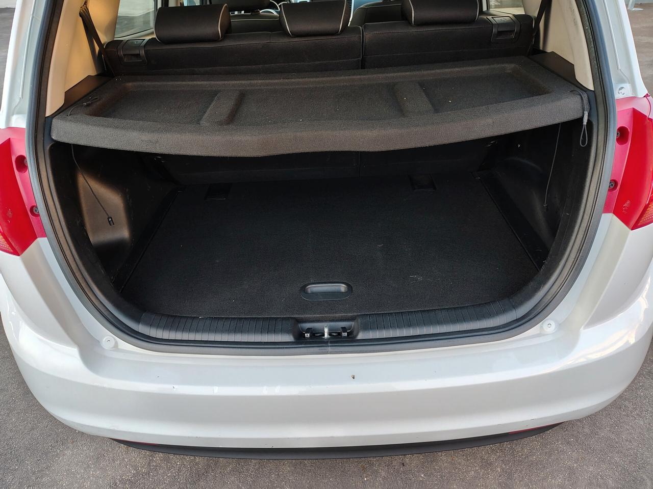 Kia Venga 1.4 CRDi 90CV WGT EX