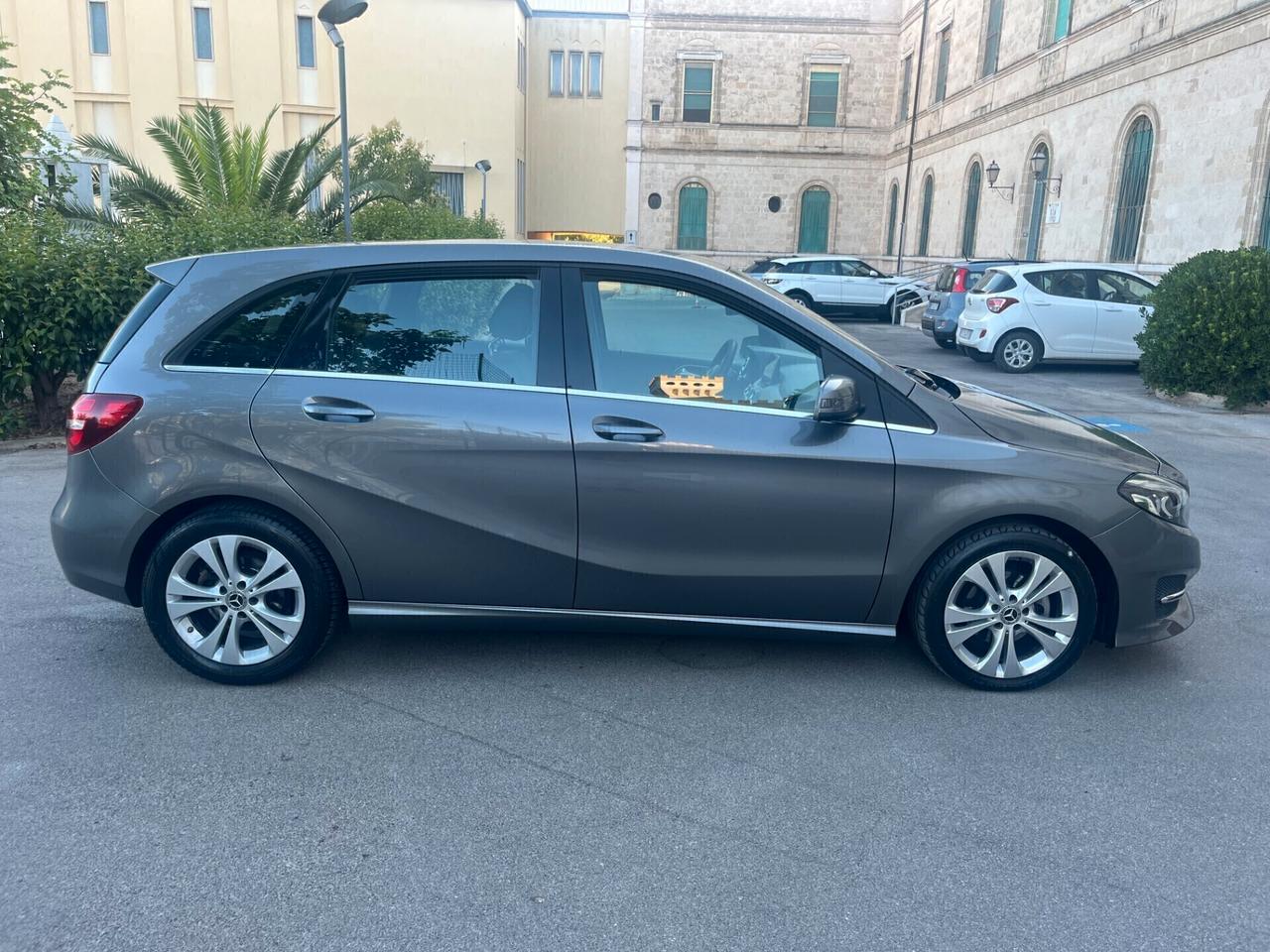 Mercedes-benz B 1.6 Cdi Automatic Executive 2019