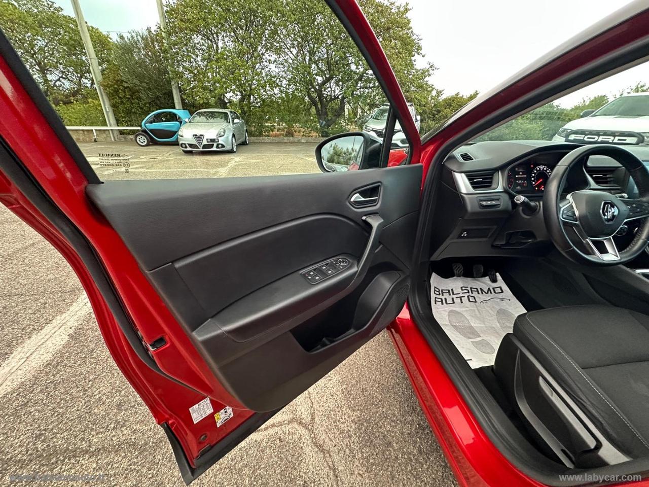 RENAULT Captur TCe 12V 100 CV GPL Intens