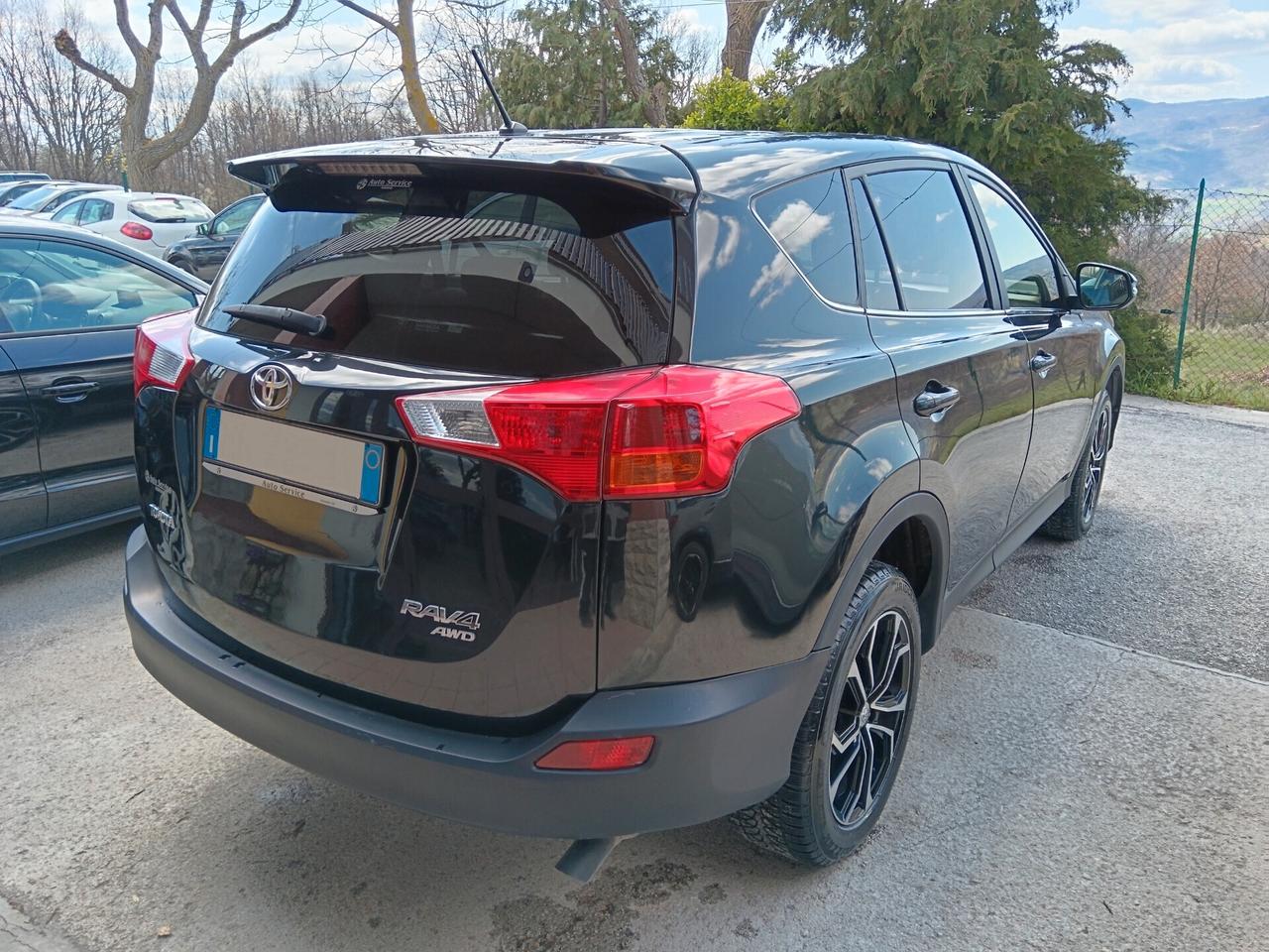 Toyota RAV 4 2.2 D-4D 150CV 4WD LOUNGE
