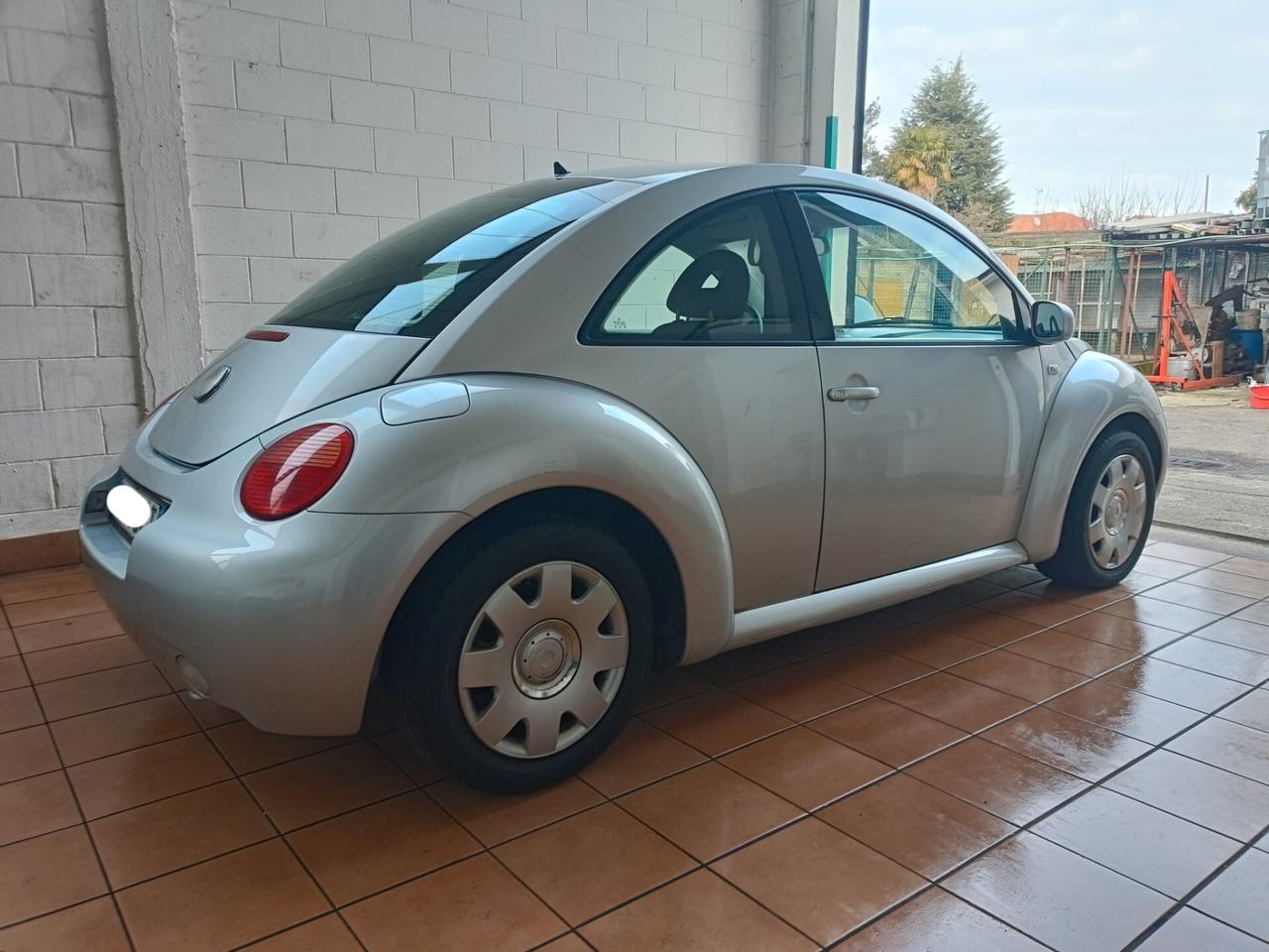 Volkswagen New Beetle 1.6 102cv, Euro 4!