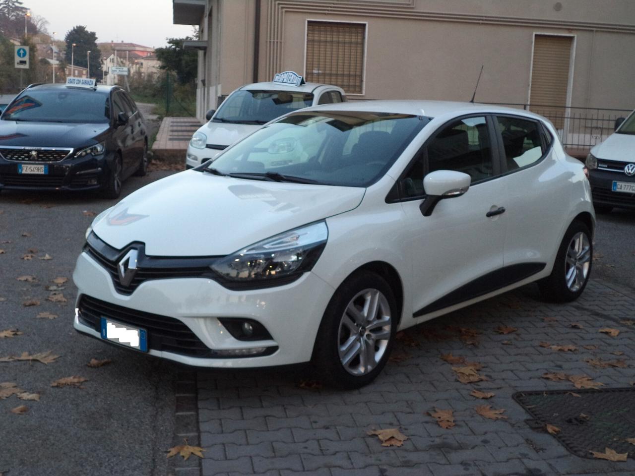 Renault Clio TCe 12V 75 CV 5 porte Generation OK NEOPATENTATI