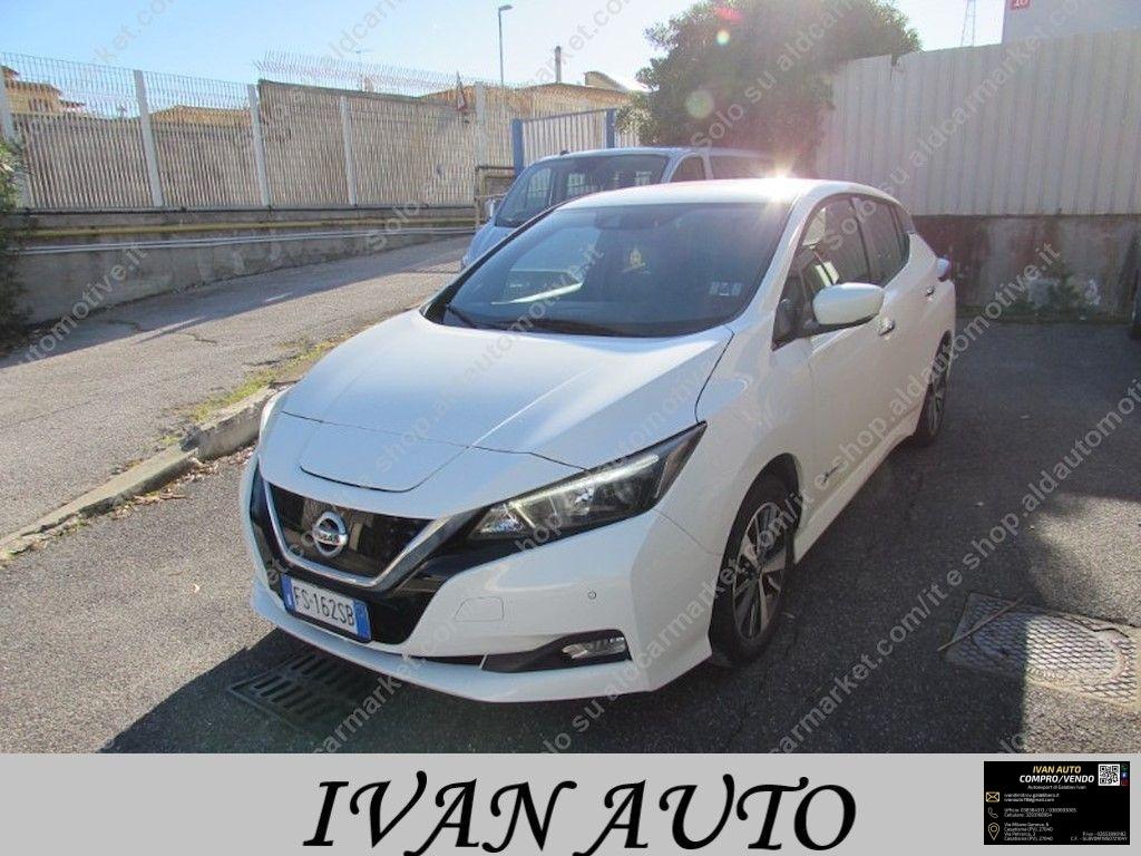 NISSAN Leaf Tekna 40 kWh-Elettrica-19.000 Km