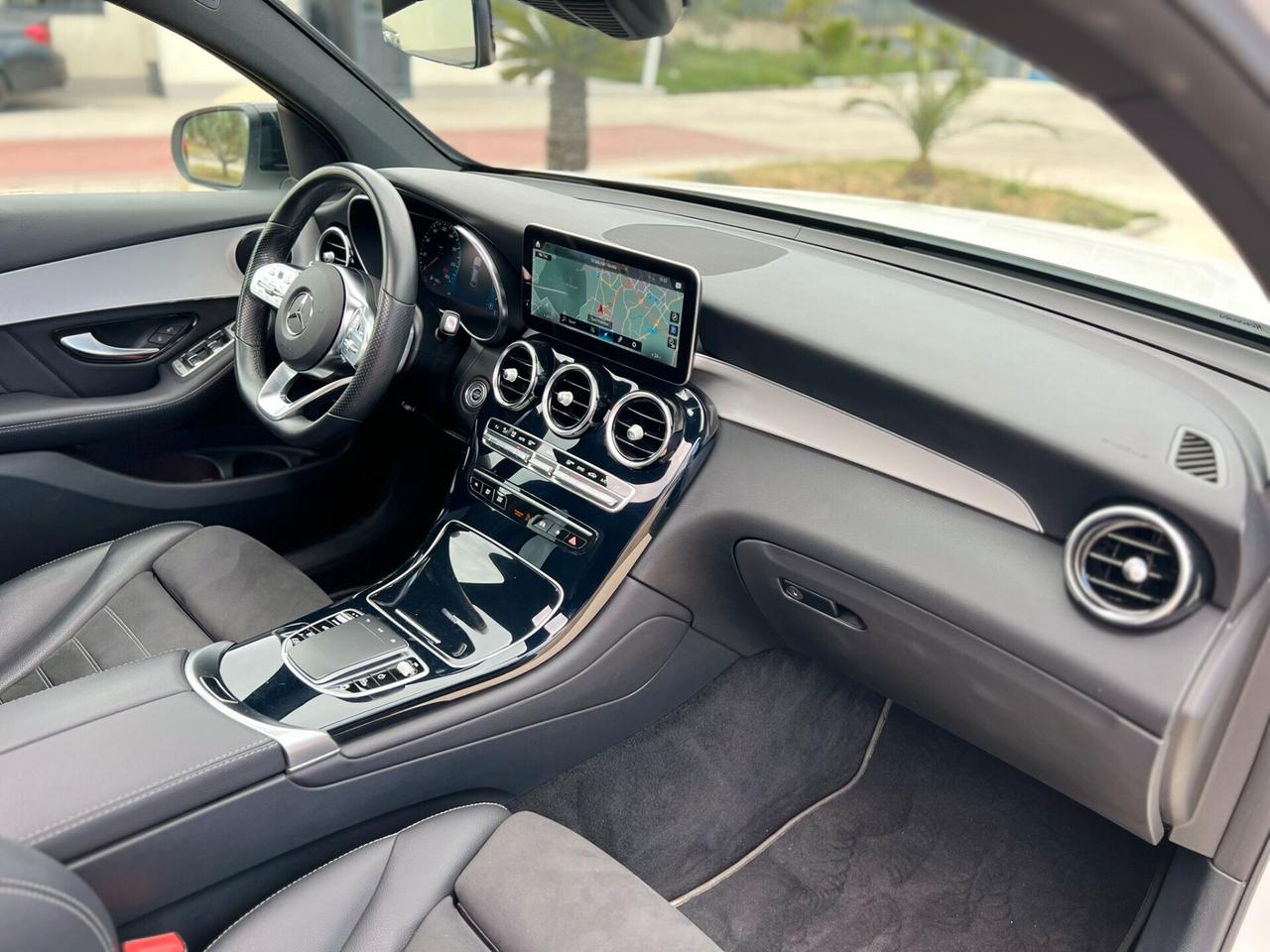 Mercedes-benz GLC 220 d COUPE' 194CV AMG Premium Plus 4MATIC IV ESPOSTA