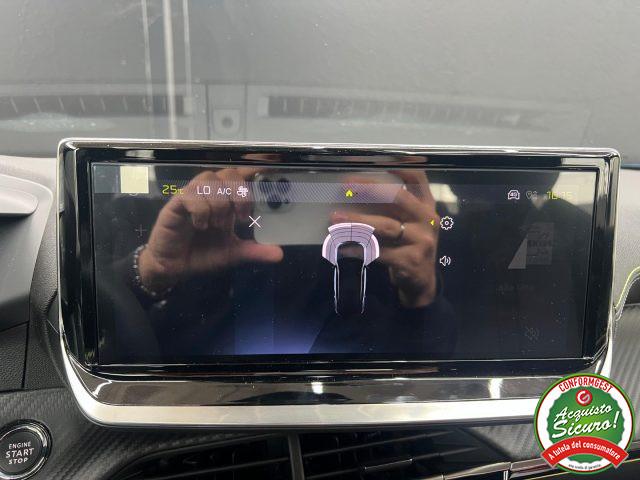 PEUGEOT 2008 Hybrid 136CV e-DCS6 GT