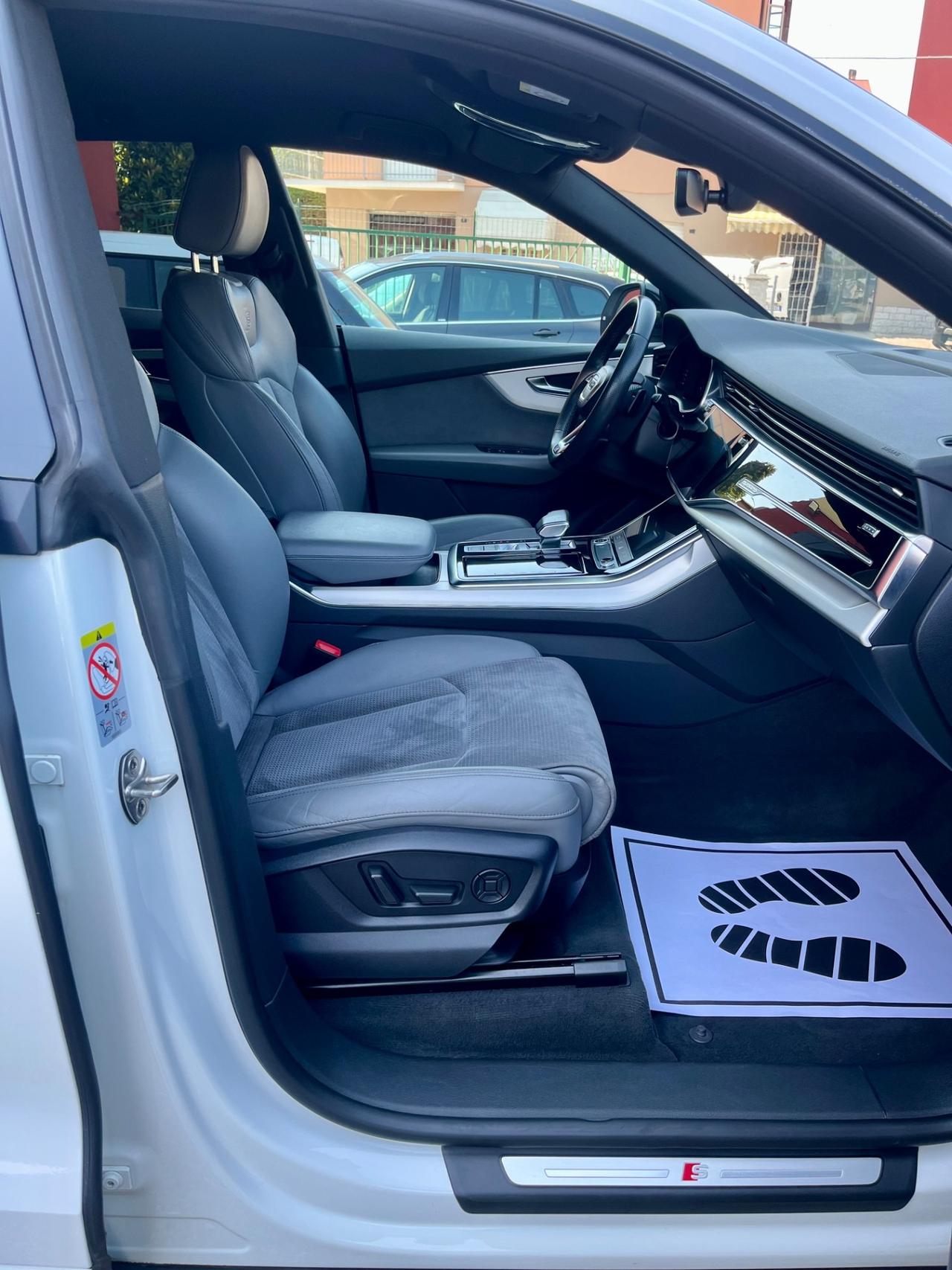 Audi Q8 50 TDI 286 CV quattro tiptronic