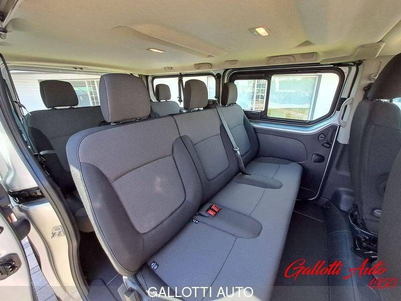 Nissan Primastar L2H1 Bus 8 POSTI-PROMO GALLOTTI