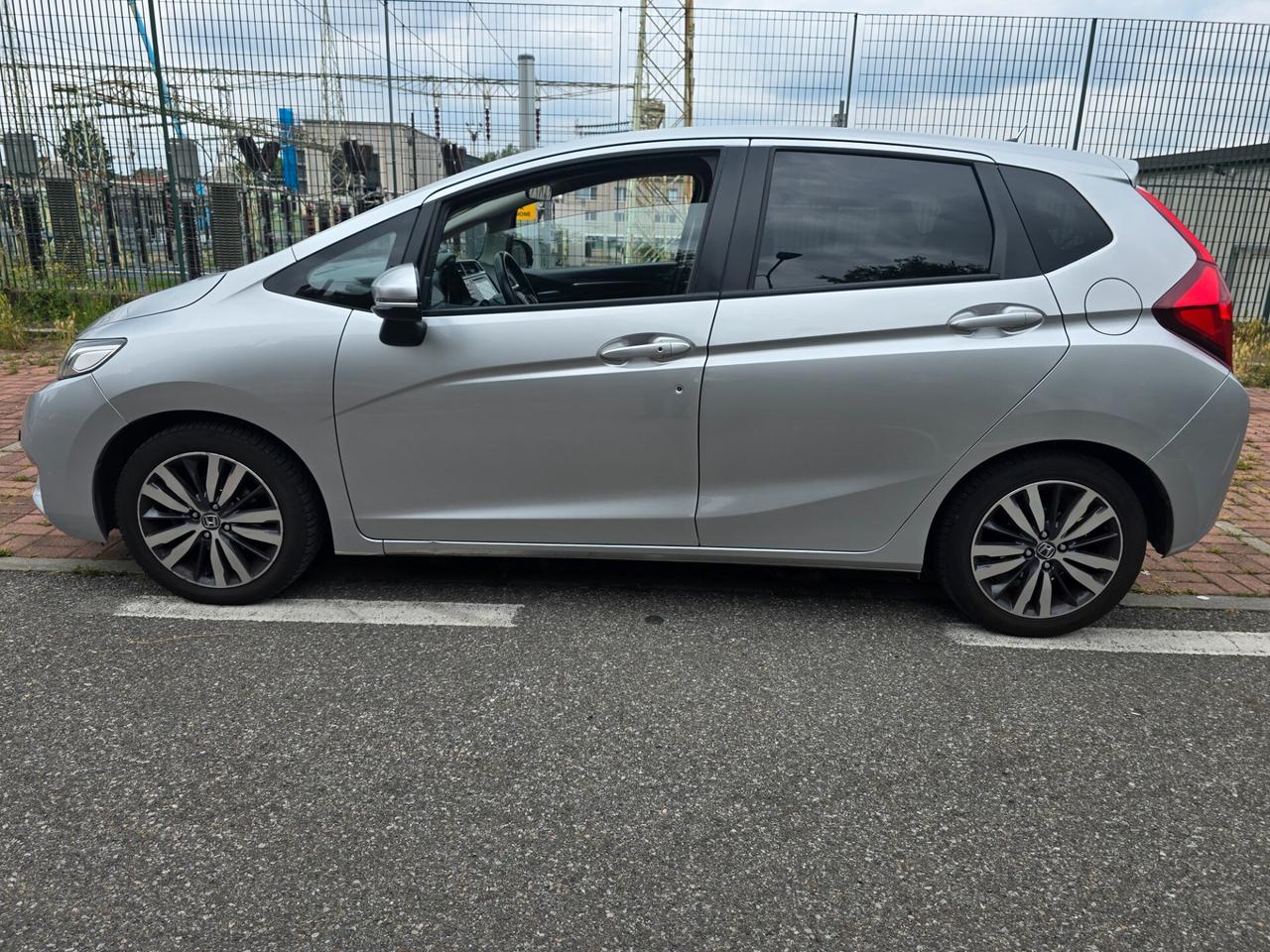 Honda Jazz Full OPTIONAL!!!!!! GARANZIA/PERMUTA