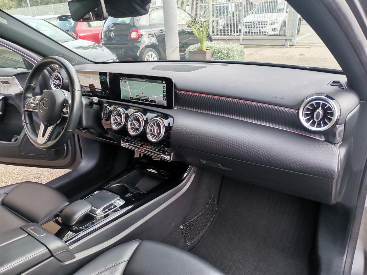 Mercedes Classe A A 180 d Sport Next auto