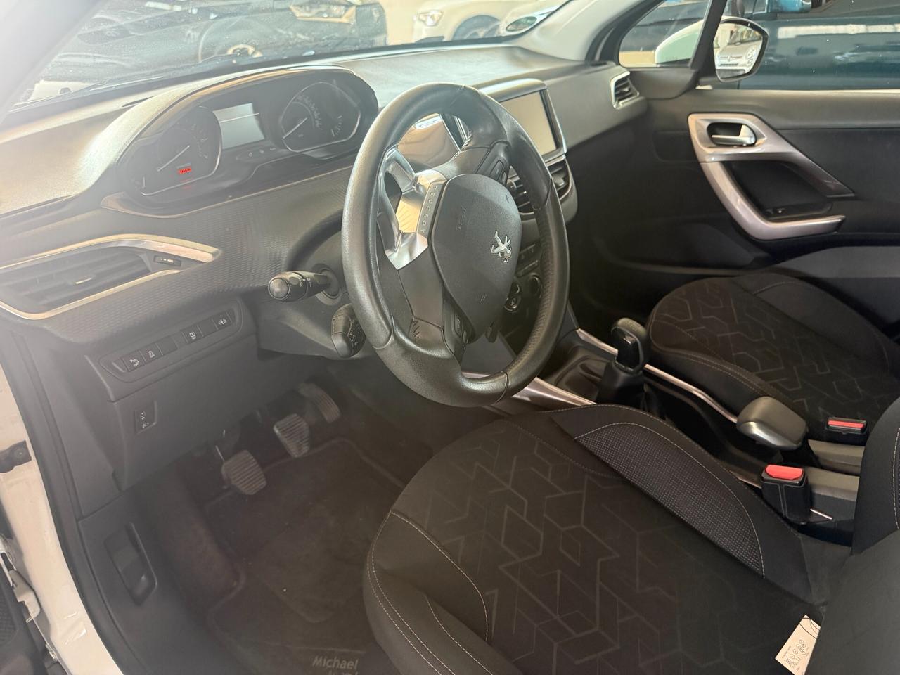 Peugeot 2008 PureTech 82 ETG5 S&S Allure