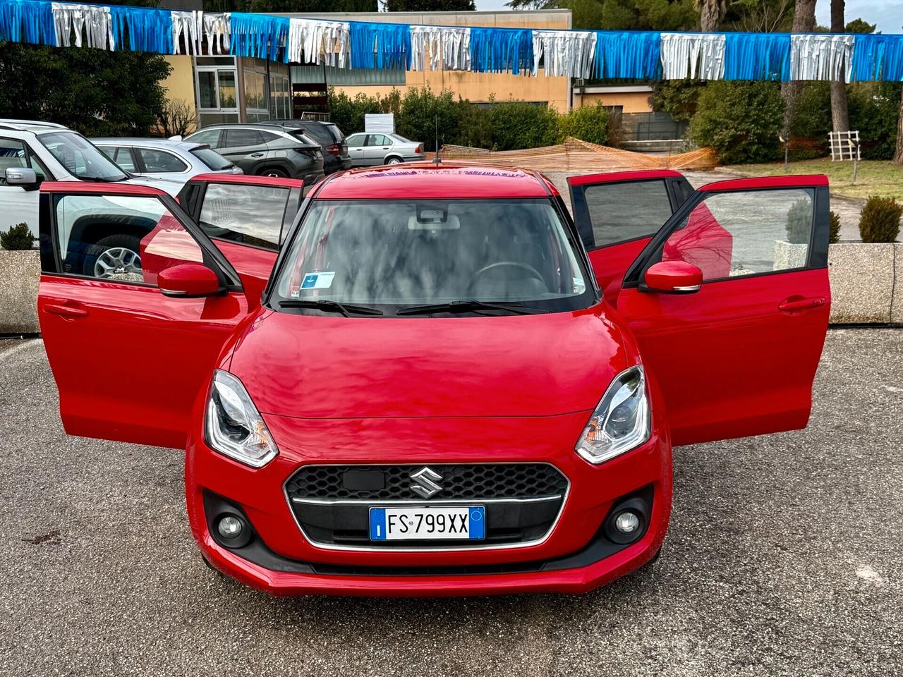 " UNA CHICCA " Suzuki Swift 1.2 Hybrid / GPL