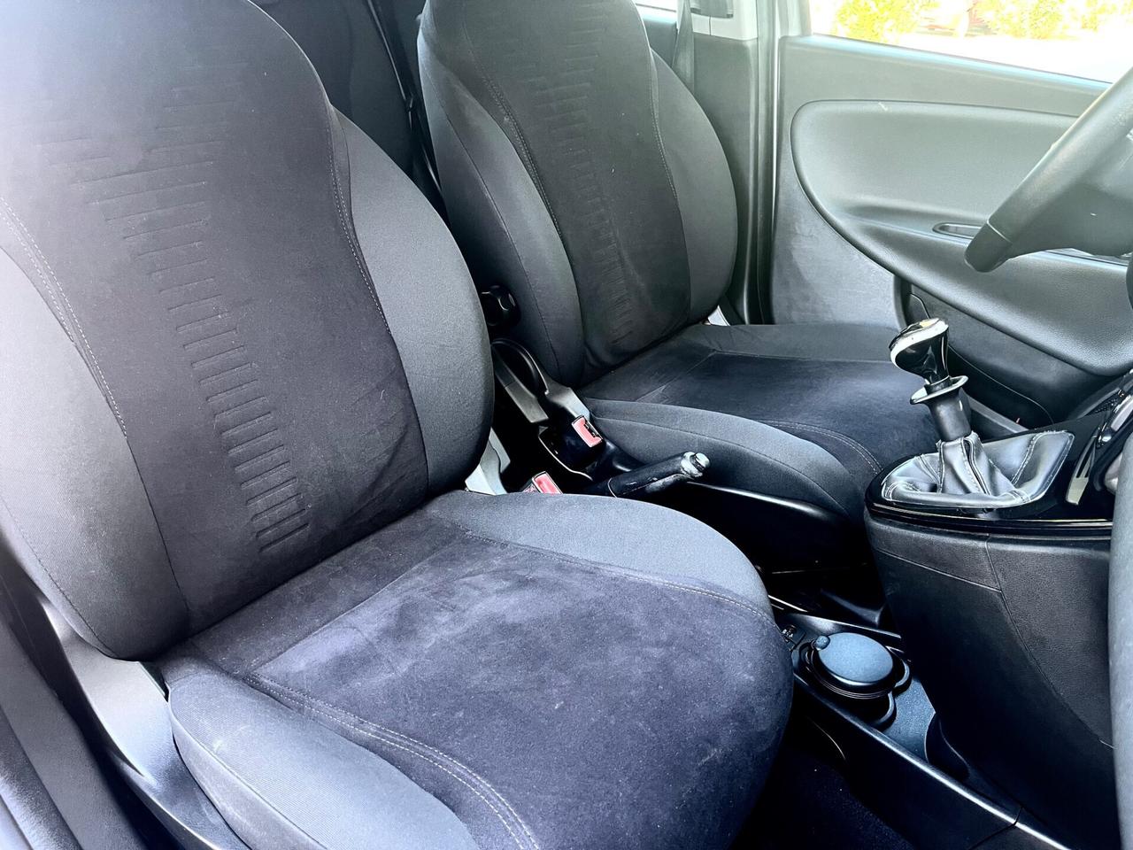 Lancia Ypsilon 1.2 69 CV 5 porte Platinum