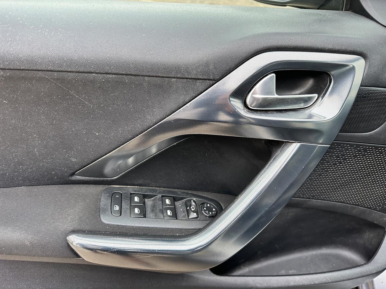 Peugeot 2008 BlueHDi 120 S&S Black Matt