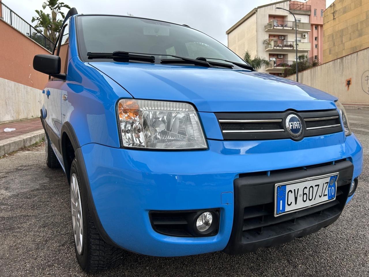 Fiat Panda 1.2 4x4 Climbing solo 133000 km