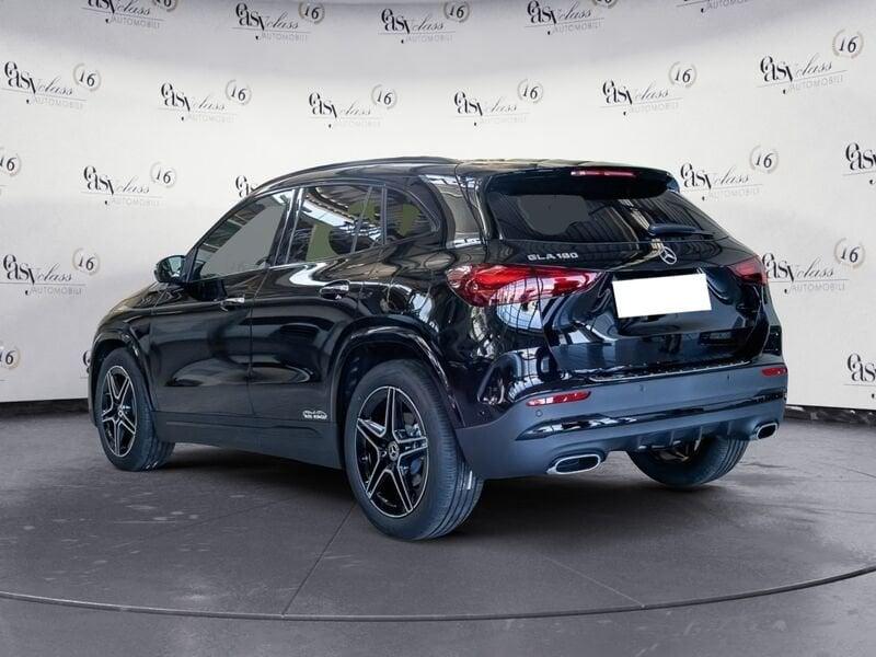 Mercedes-Benz GLA GLA 180 Automatic AMG Line Camera 360° Distronic Multibeam Led 19"