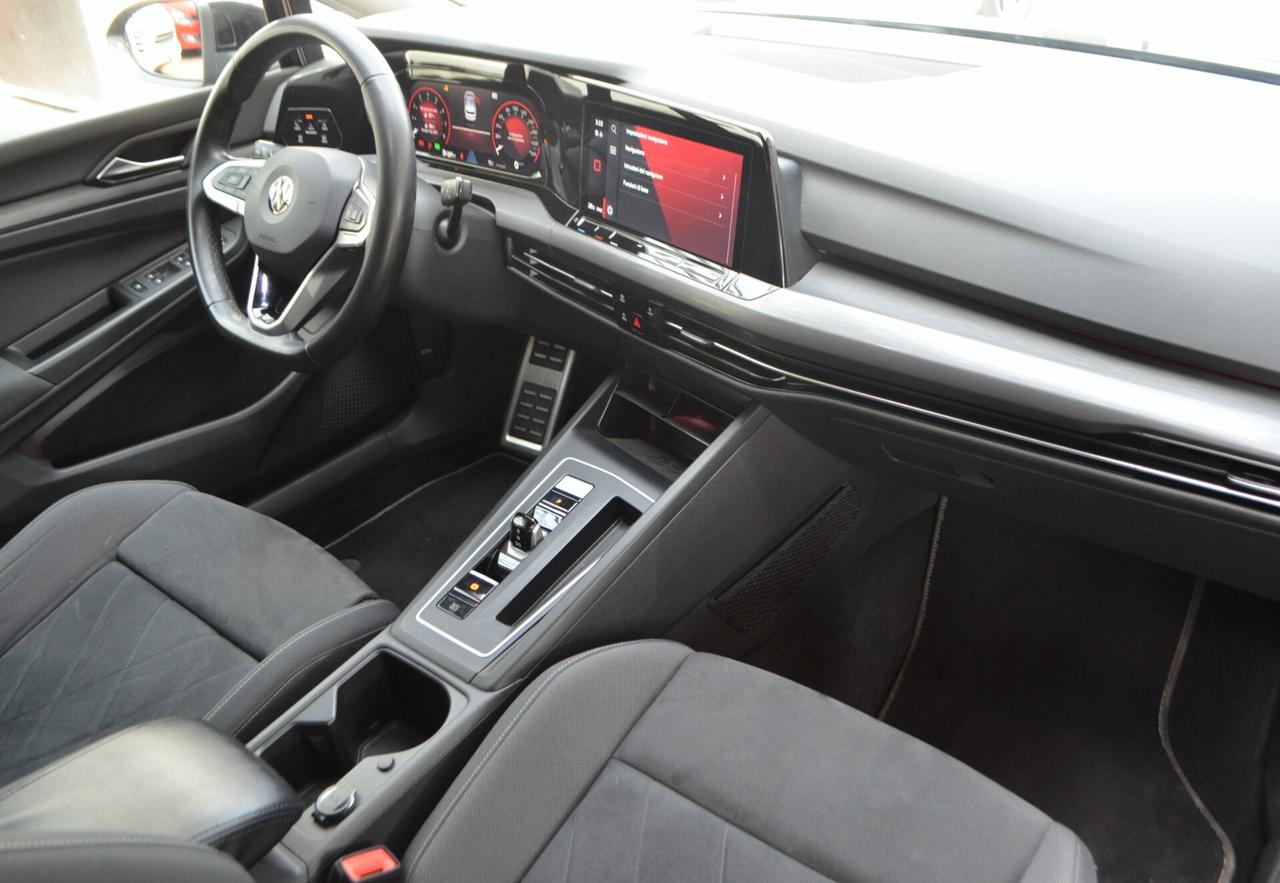 Volkswagen Golf 1.5 eTSI 150 CV EVO ACT DSG Style