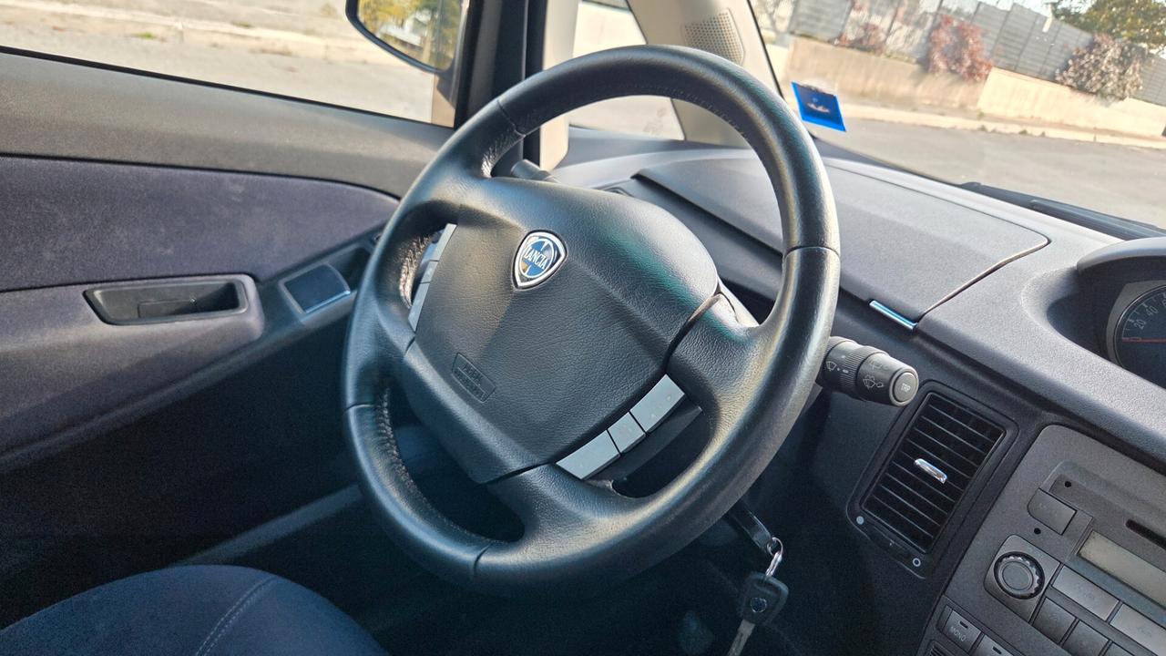 Lancia MUSA 1.6 Multijet Oro Plus