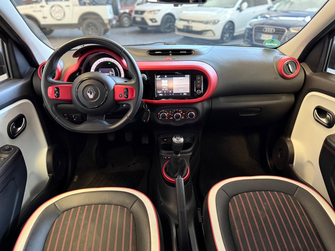 Renault Twingo SCe 65 CV Signature