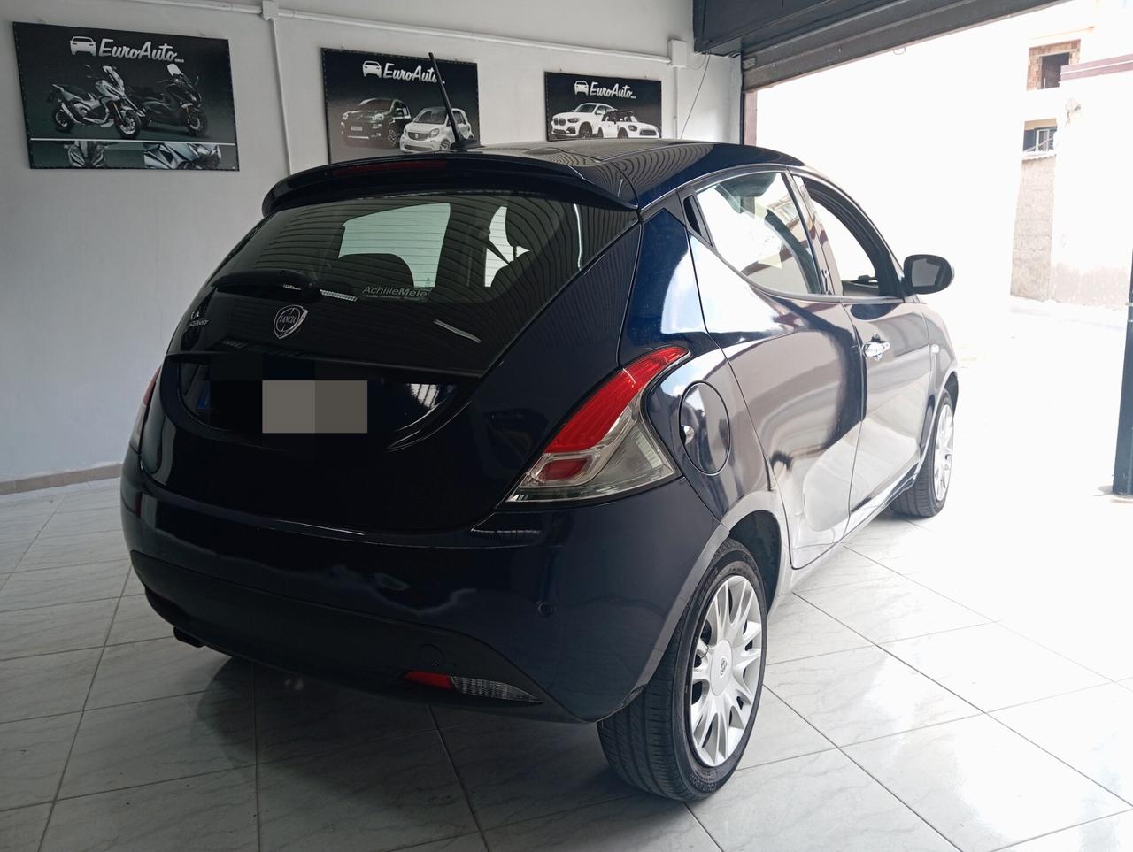 Lancia Ypsilon 1.3 mtj 2016 CON GARANZIA