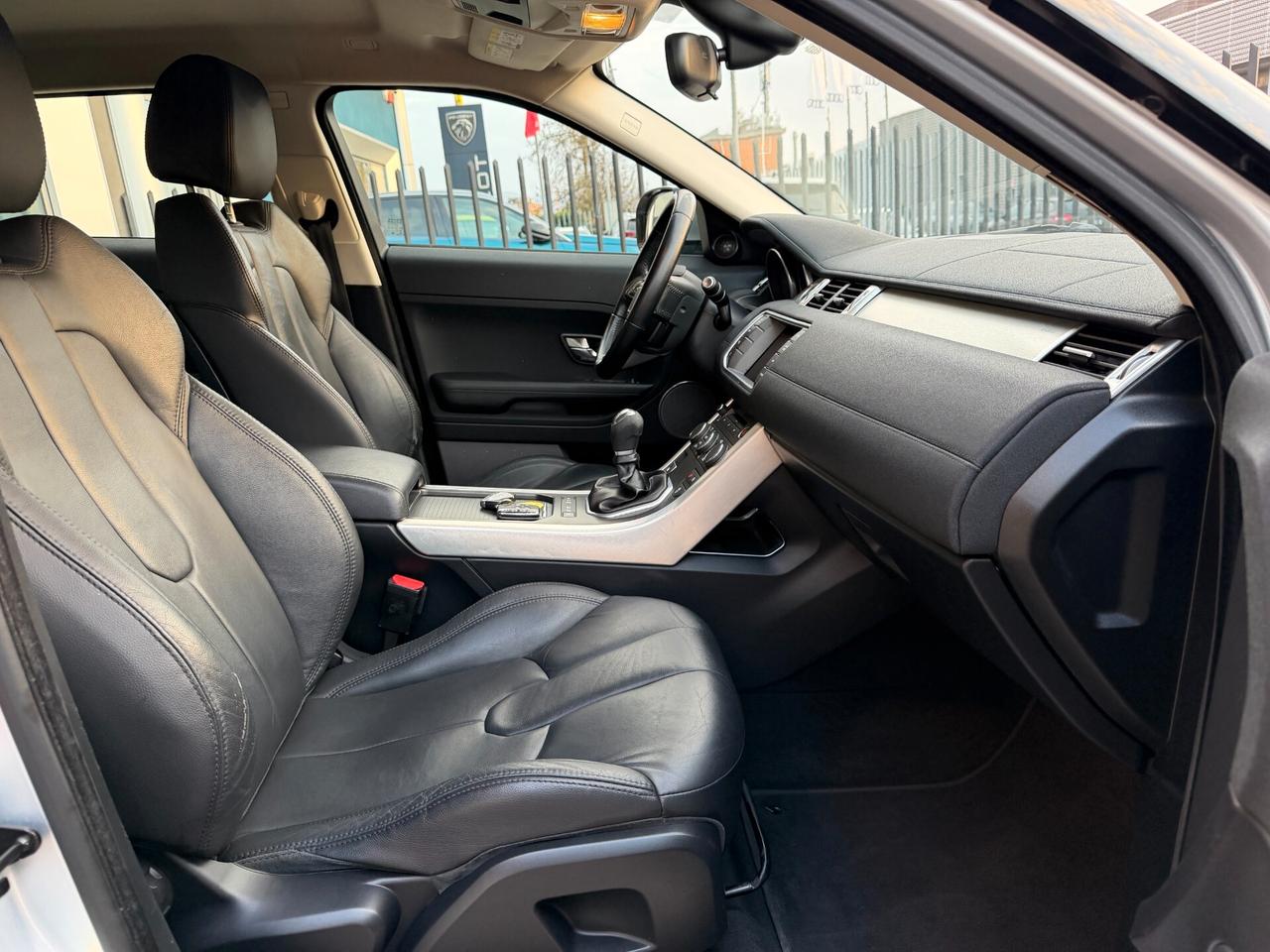 Land Rover Range Evoque 2.2 TD4 5p. Prestige