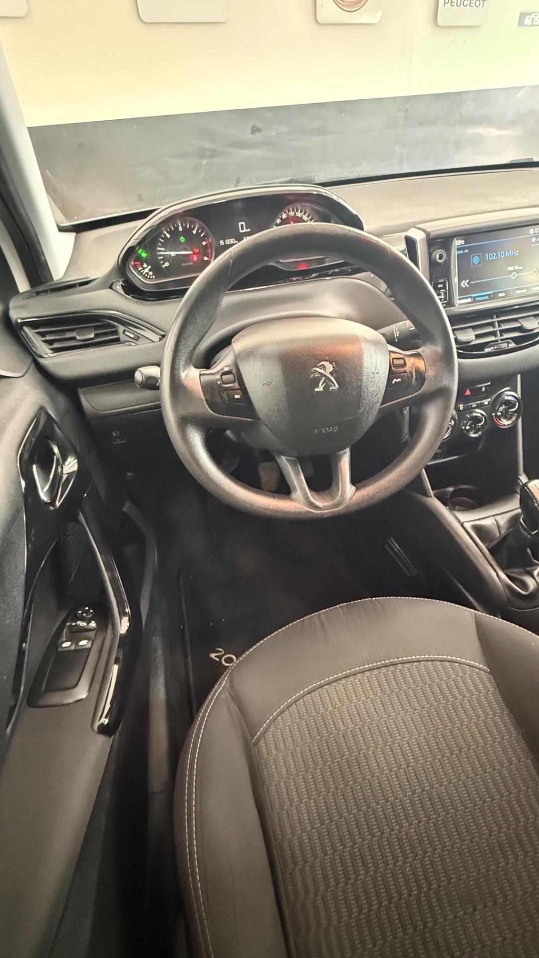 Peugeot 208 BlueHDi 75 5 porte Allure