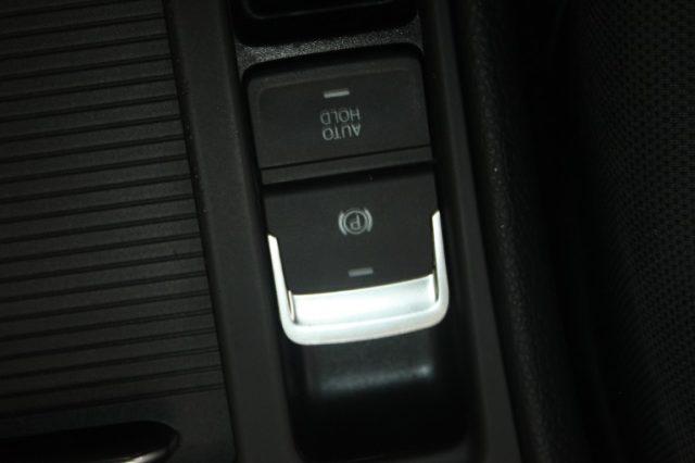 VOLKSWAGEN Golf 2.0 TDI DSG 5p. Business *Garantita*
