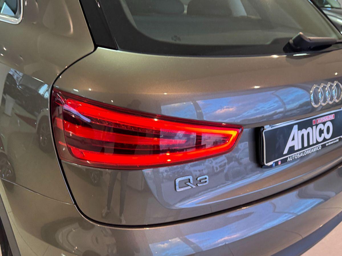 AUDI Q3 2.0 TDI quattro Advanced Plus Tetto/Navi/LED