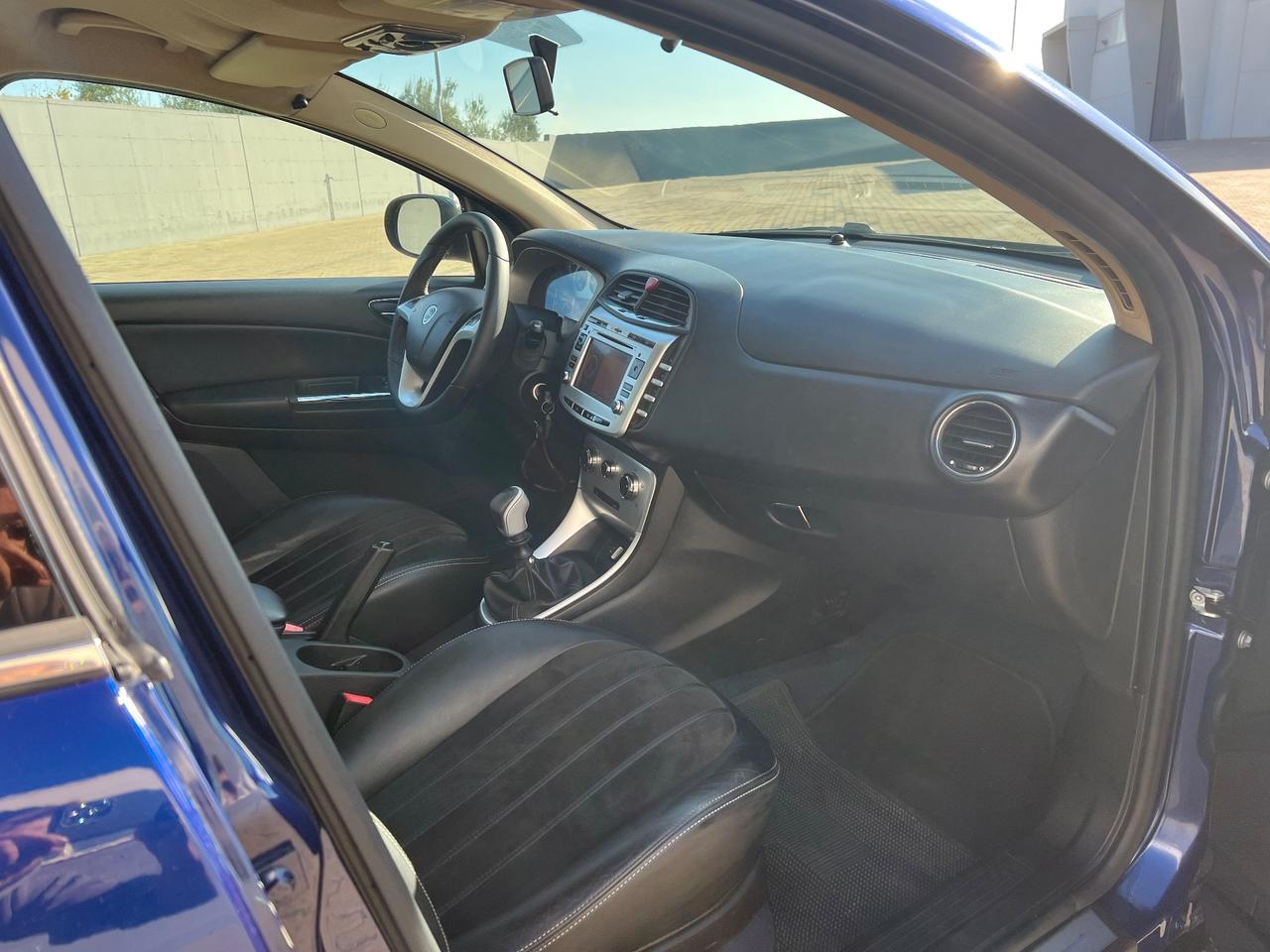 Lancia Delta 1.6 MJT 120cv Platino - 2013