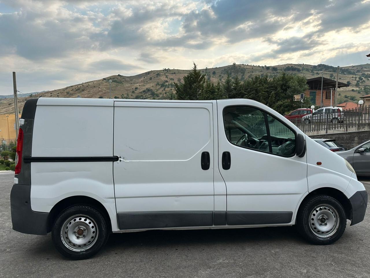Opel Vivaro 27 2.0 CDTI PC-TN Furgone