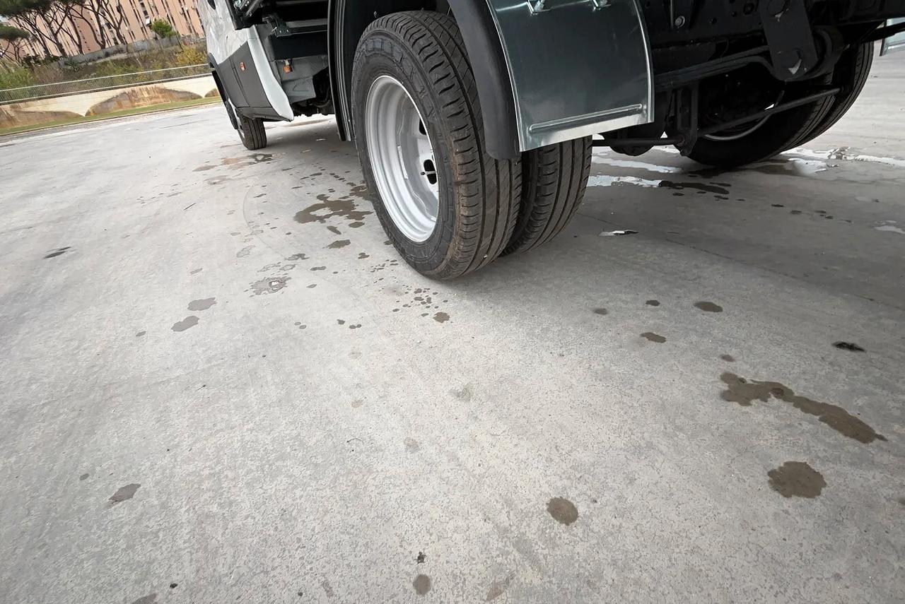 Iveco DAILY35C14 2.3 136cv 3750 7P Ribaltabile