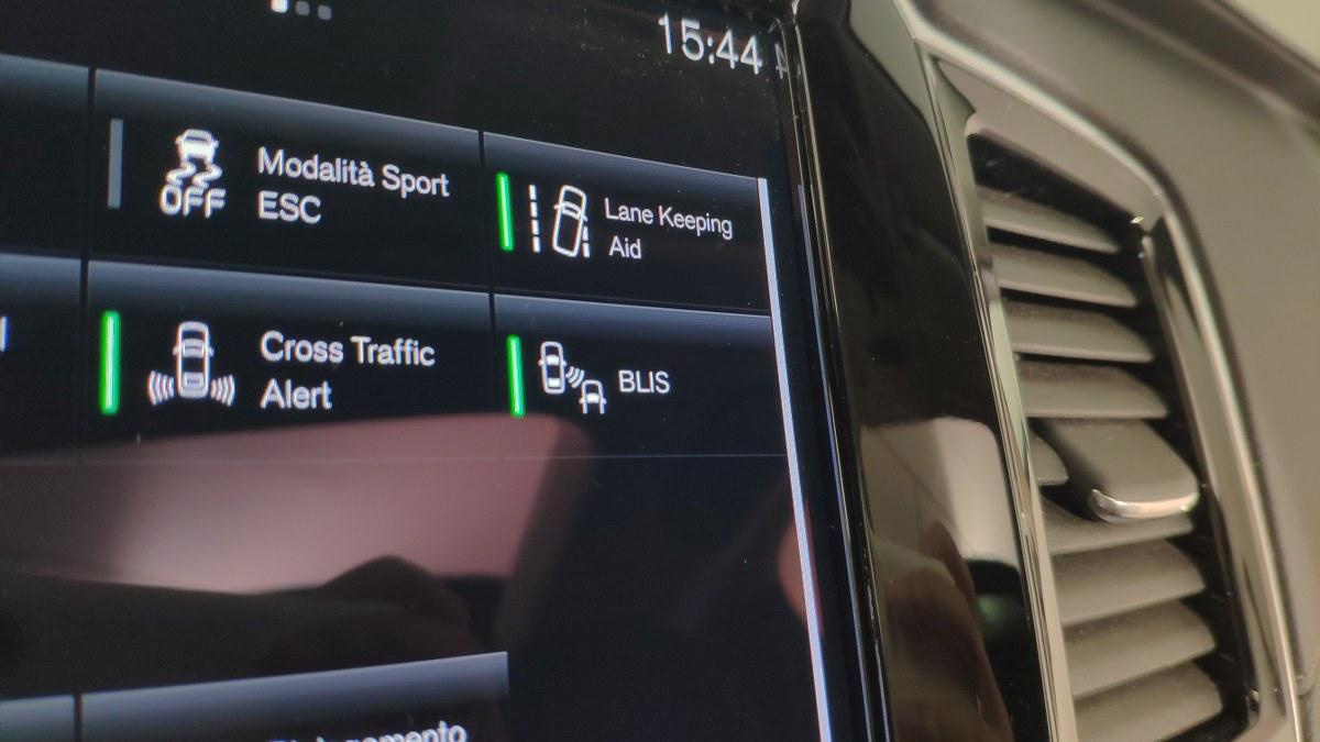 VOLVO Xc90 B5 Mild Hybrid (D) Awd Geartronic 7 Posti Inscription