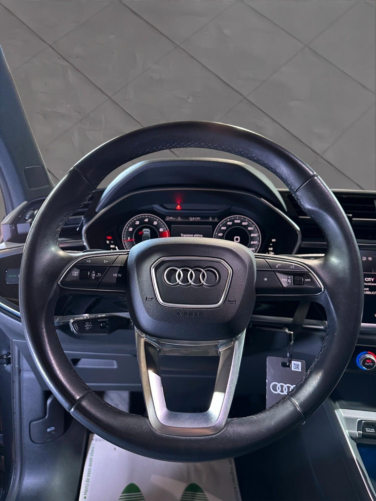 Audi Q3 40 TFSI quattro S tronic line edition