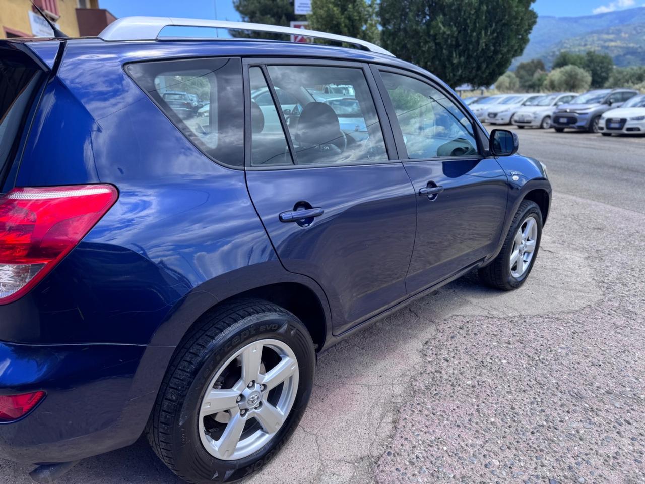 Toyota RAV 4 RAV4 2.2 D-4D 136 CV Sol