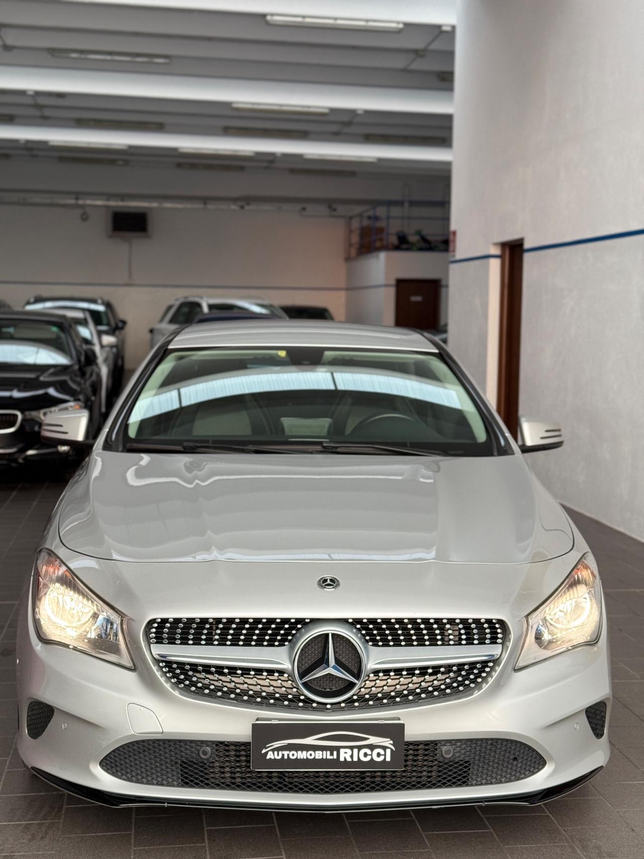 Mercedes-benz CLA 200 Executive 155CV